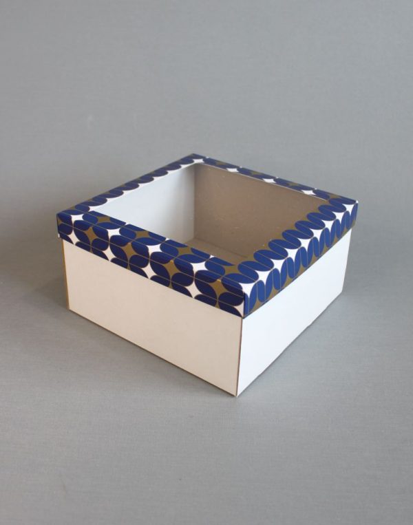 1020-gofr_white-window